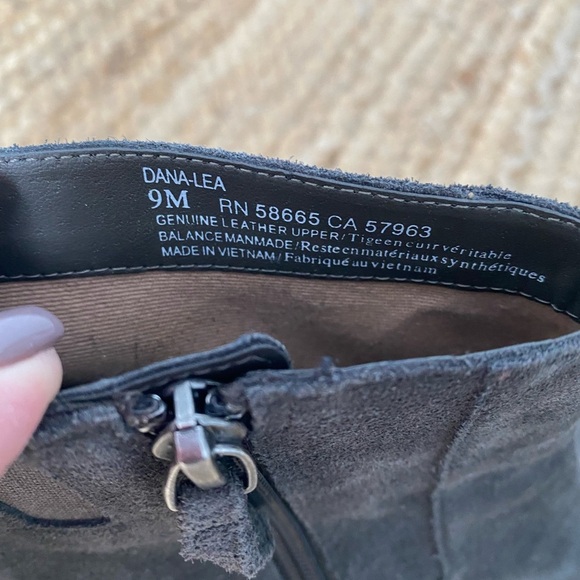 Susina Dana-Lea Grey Suede Boots Size 9 - Picture 4 of 6